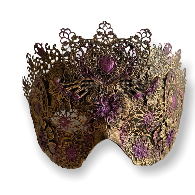 Photo Stunning Lady Gothic Masquerade Style Queen Mask Private Night ...